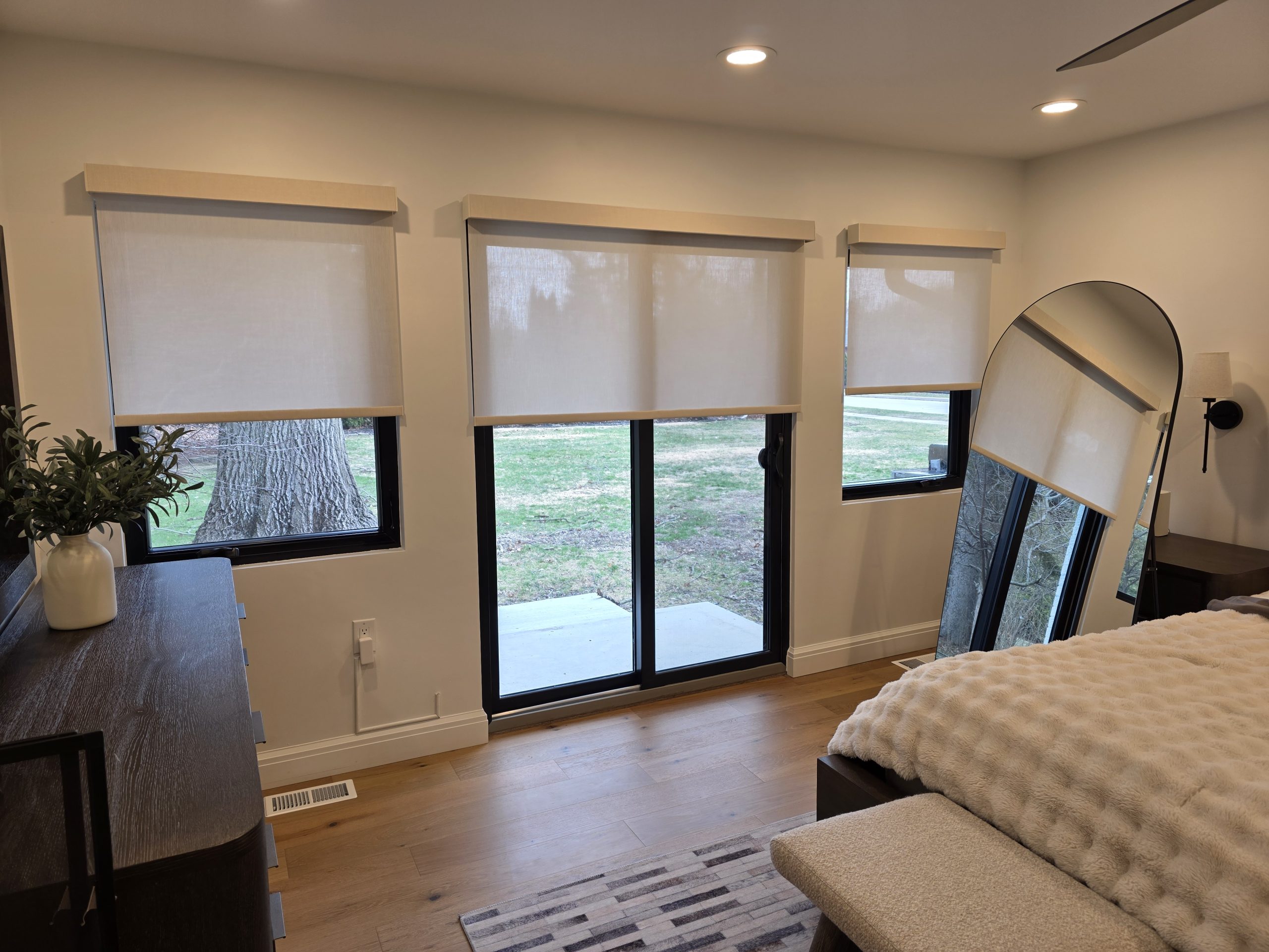 Roller Shade on door wall