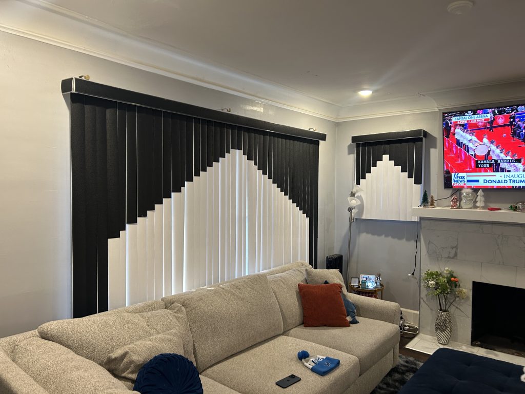 vertical blind canton